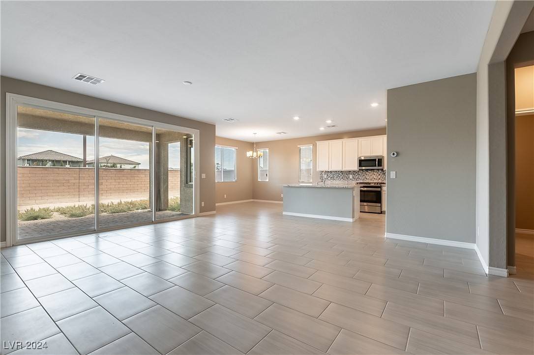 North Las Vegas, NV 89084,1438 Dire Wolf AVE