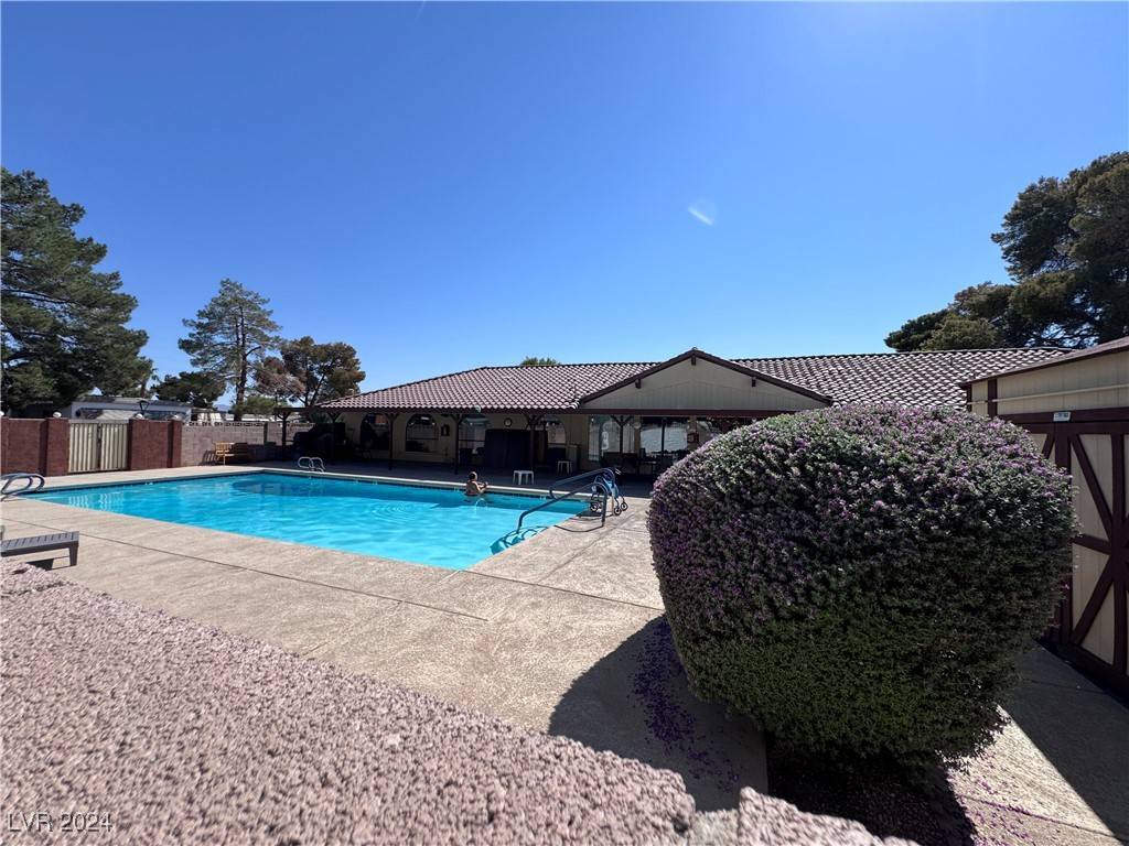Las Vegas, NV 89122,3670 Isle Royale DR