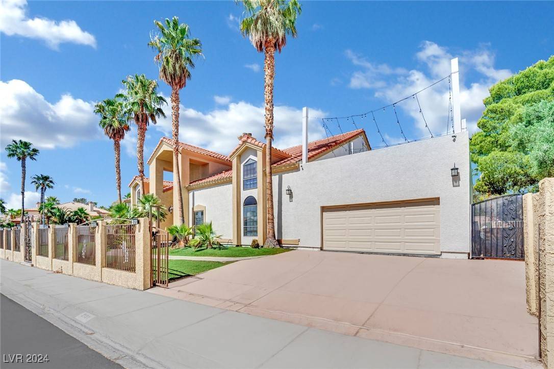 Las Vegas, NV 89117,2131 Diamond Bar DR
