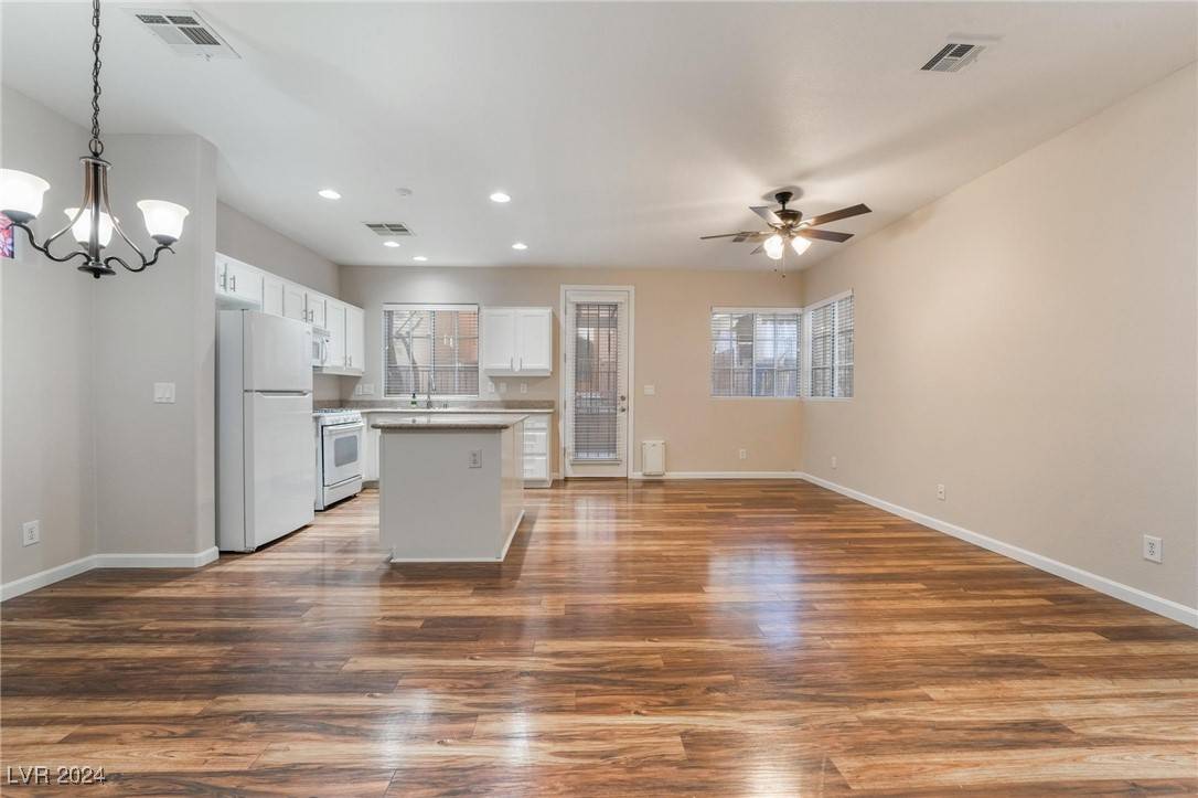 Las Vegas, NV 89147,3633 Water Song DR