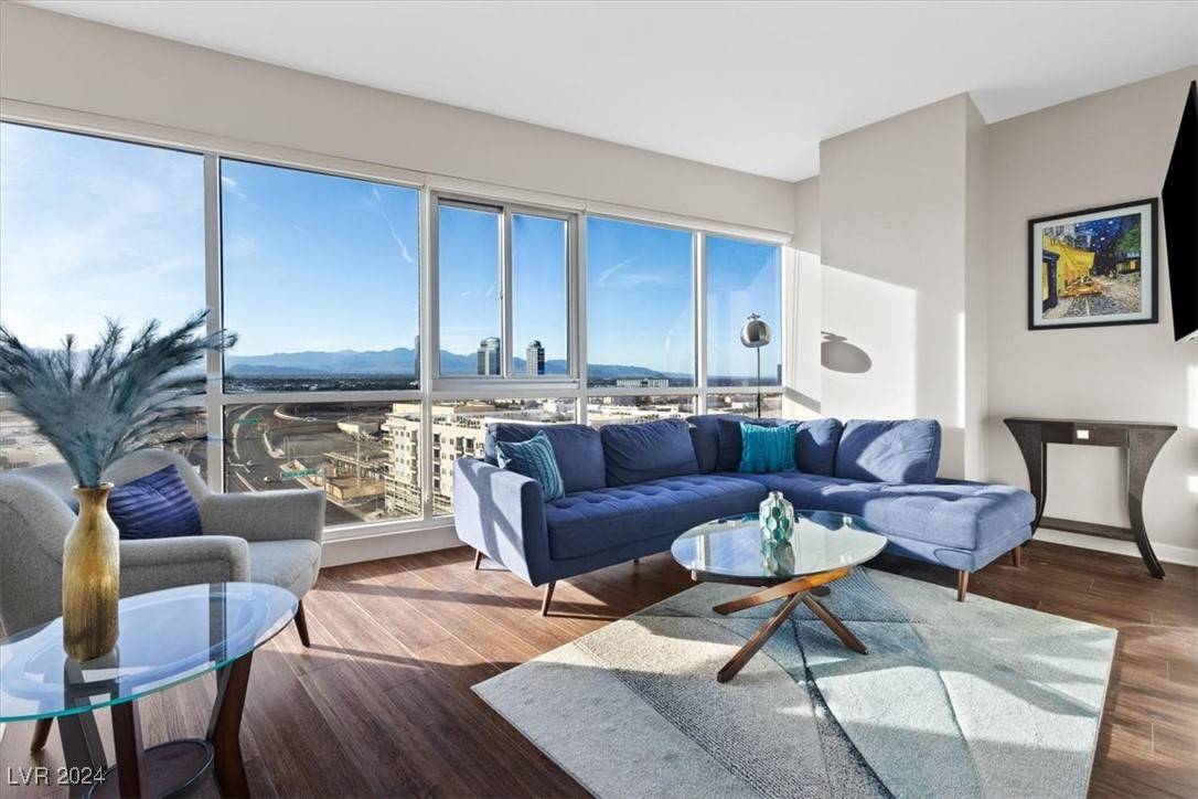 Las Vegas, NV 89103,4525 Dean Martin DR #1102