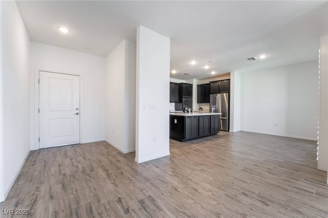 Henderson, NV 89052,2555 Hampton RD #4308