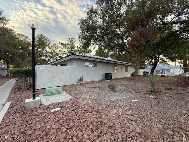 Las Vegas, NV 89108,2121 Chertsey DR #D