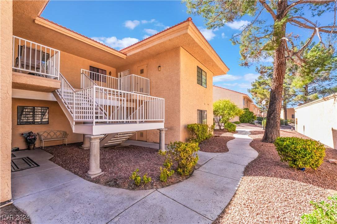 Las Vegas, NV 89102,2851 S Valley View BLVD #2148
