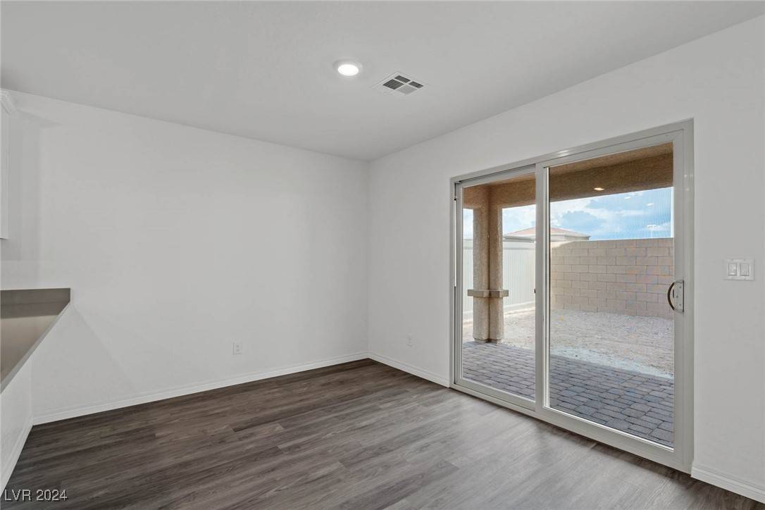 North Las Vegas, NV 89032,1720 Desert Path AVE