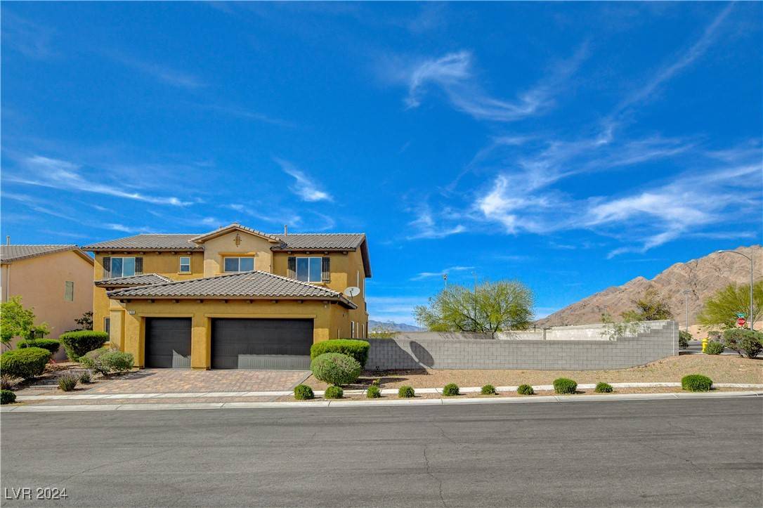 Las Vegas, NV 89142,6788 Young Sky AVE