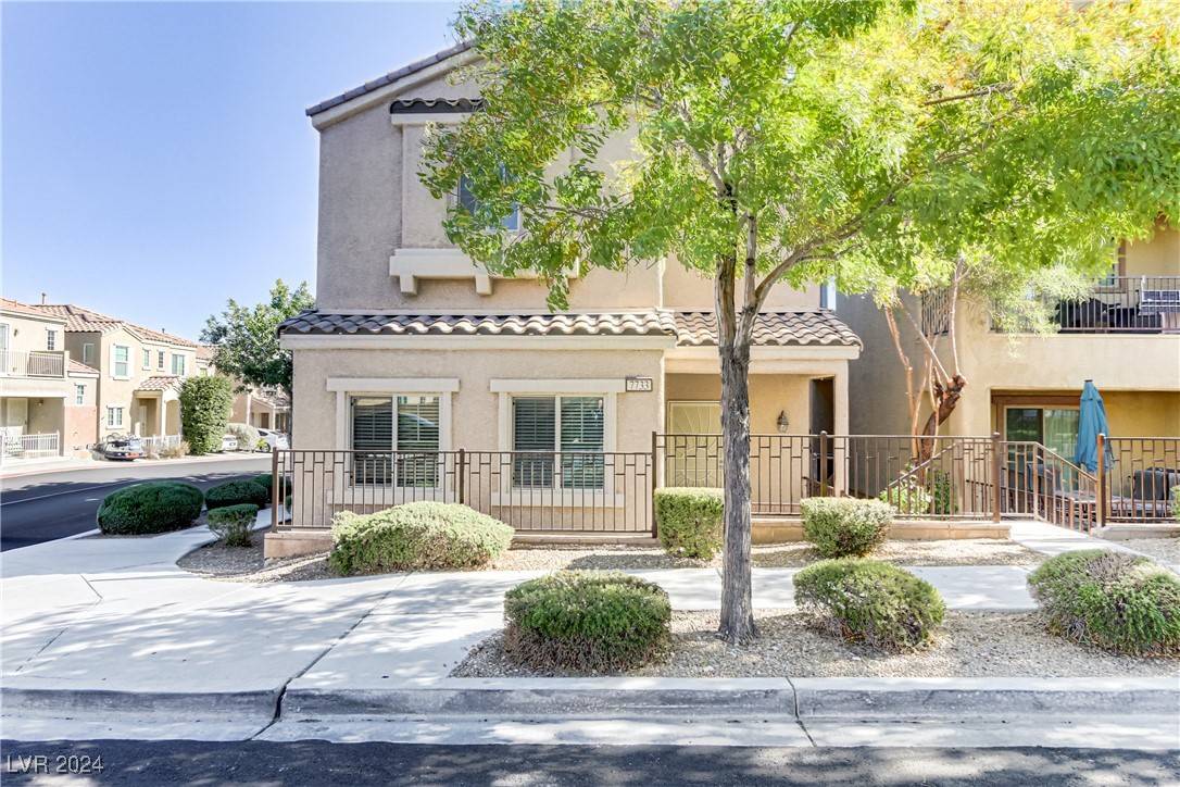 Las Vegas, NV 89149,7733 Lively Loom CT