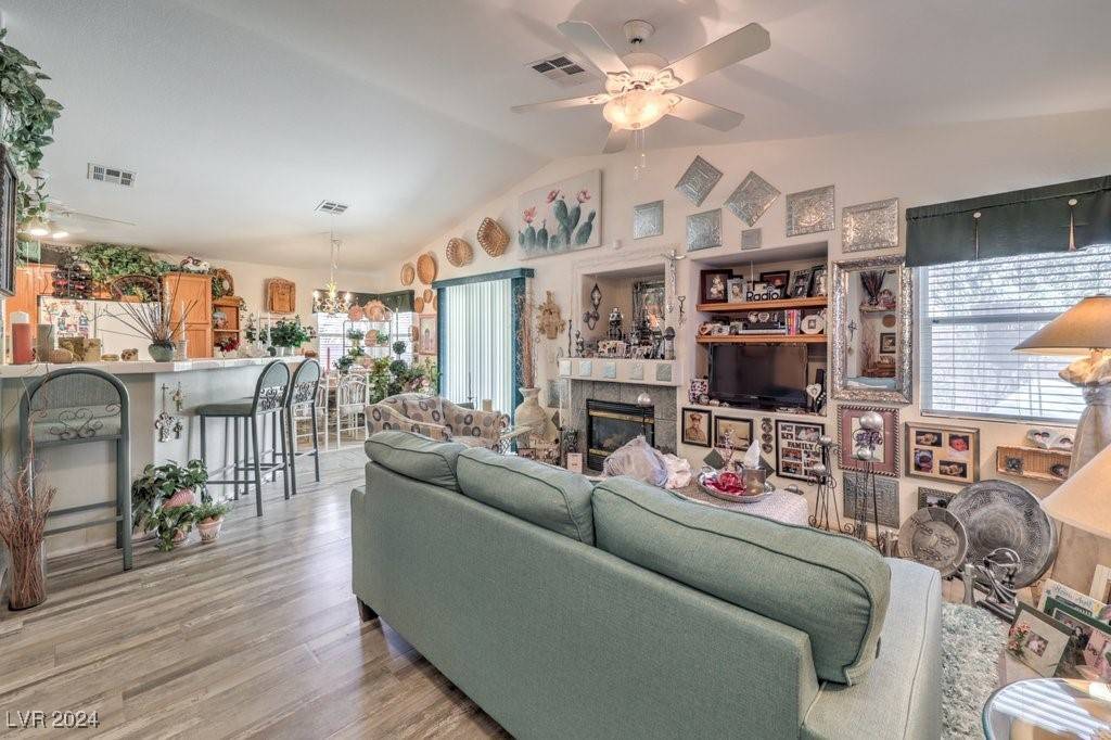 Las Vegas, NV 89123,7556 Mossback ST