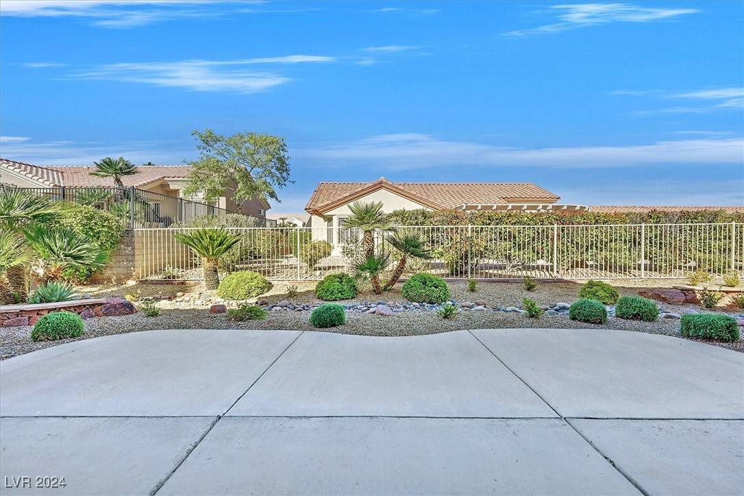 Las Vegas, NV 89134,10032 Hope Island DR
