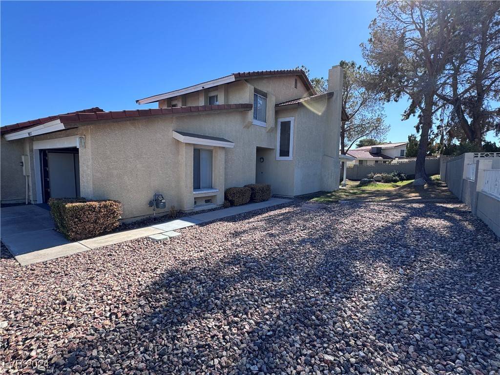 Las Vegas, NV 89117,8817 Borla DR