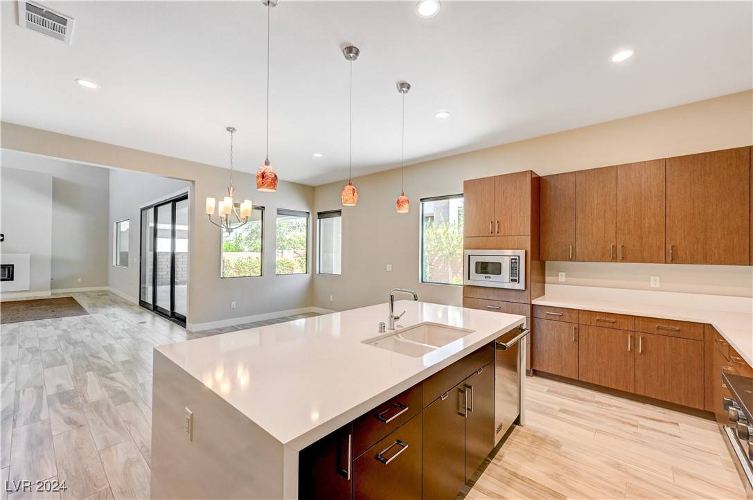 Las Vegas, NV 89135,5 Gemstar LN