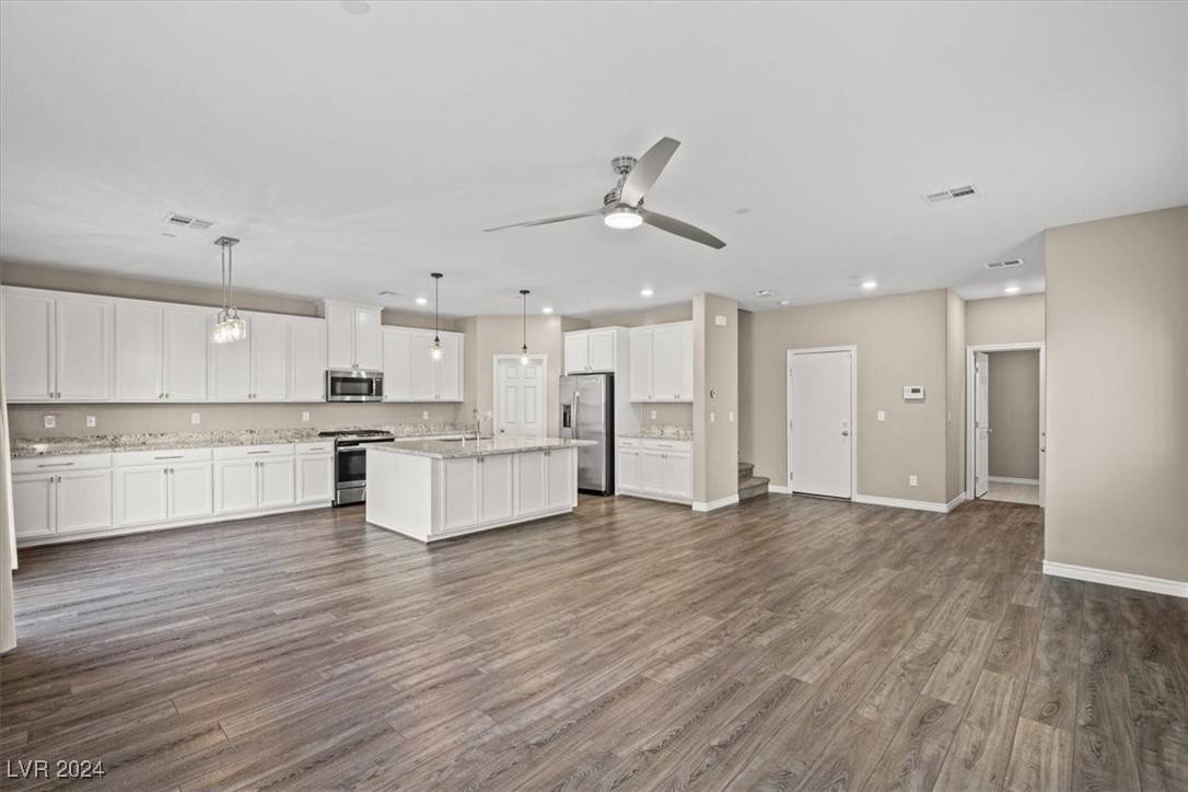 North Las Vegas, NV 89084,7051 Denio Island ST