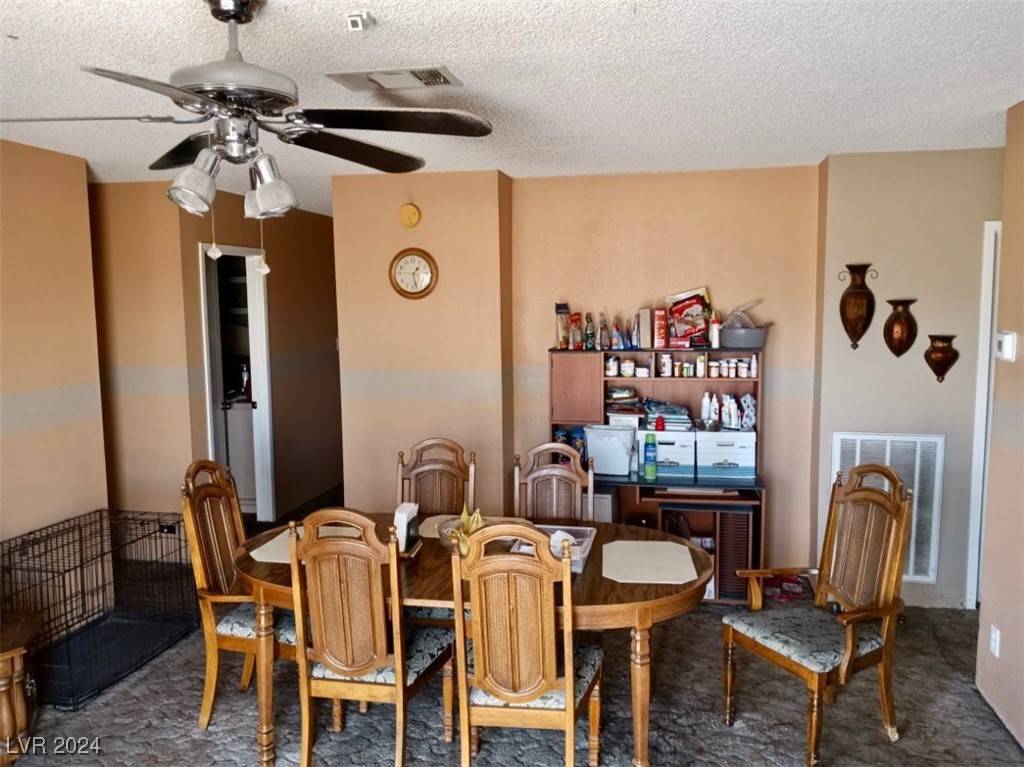 Las Vegas, NV 89145,225 S Cimarron RD