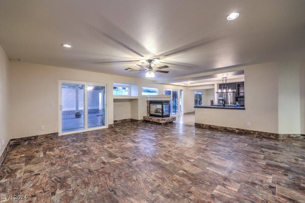 Las Vegas, NV 89183,527 Leap Frog AVE
