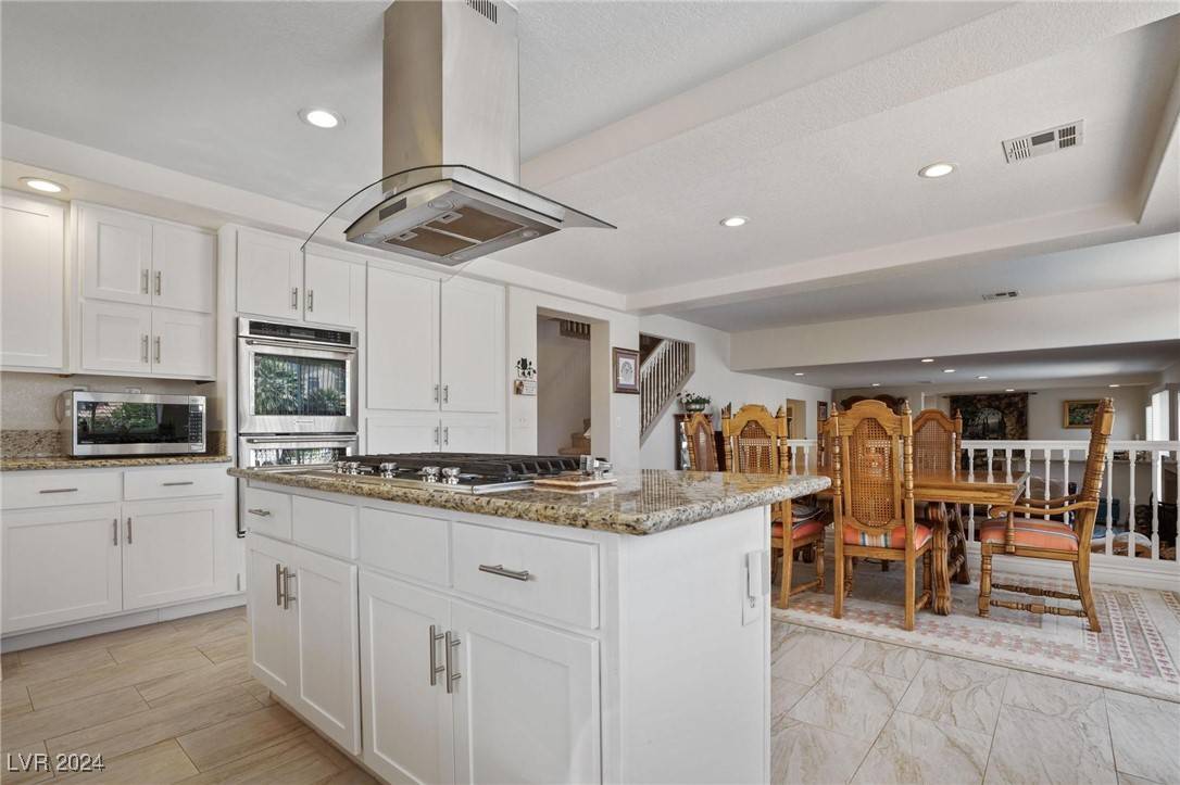 Las Vegas, NV 89129,4416 Lilac Glen DR