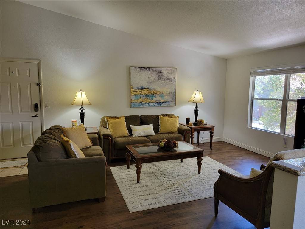 Las Vegas, NV 89118,5055 W Hacienda AVE #2069