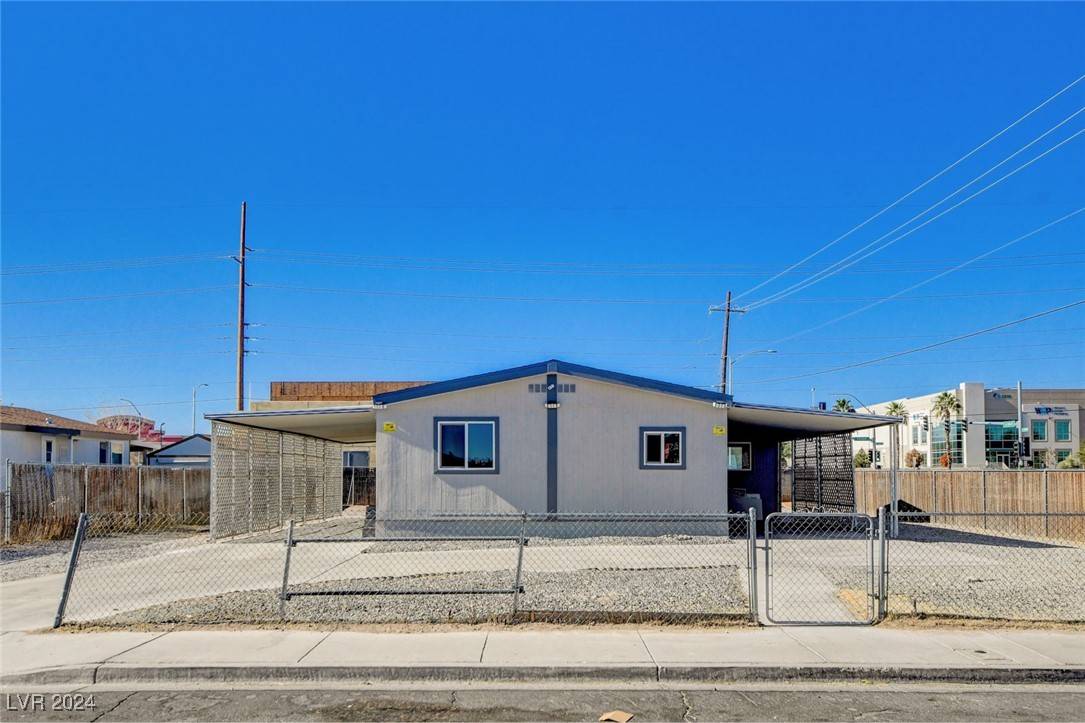 Las Vegas, NV 89115,3593 Marquette DR
