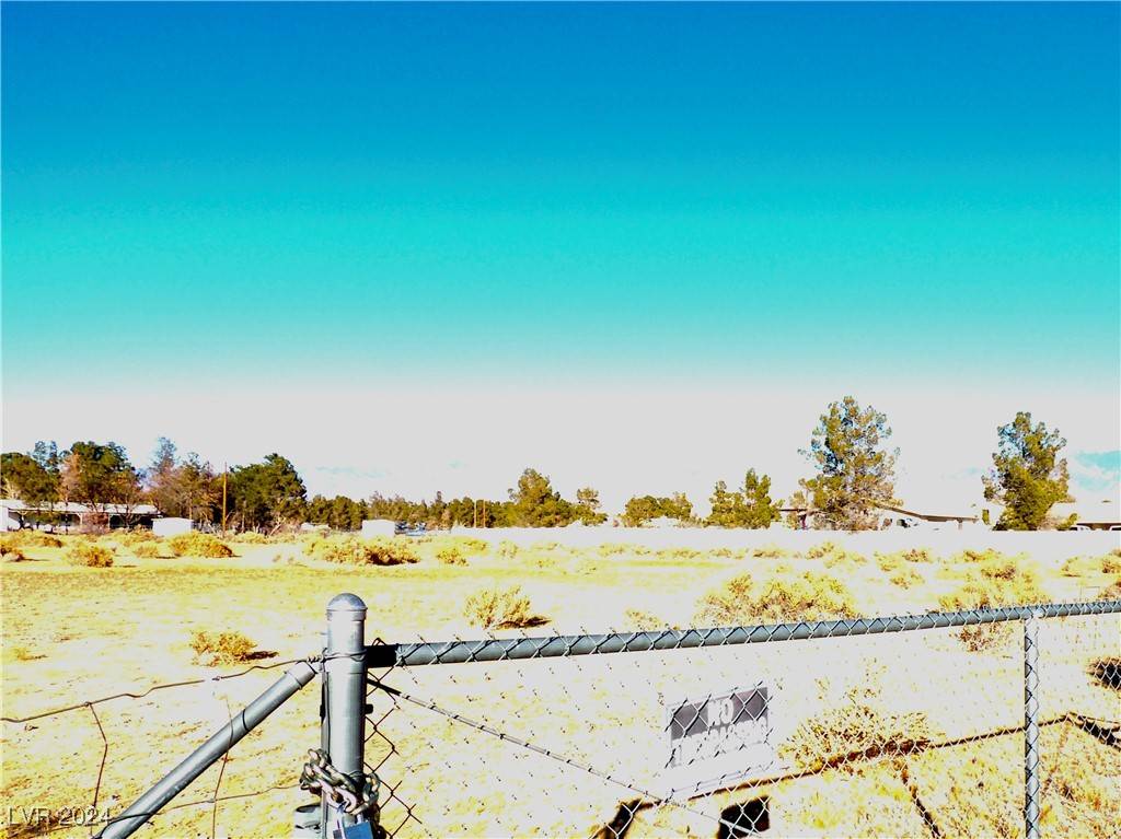 Pahrump, NV 89048,1580 Thousandaire BLVD