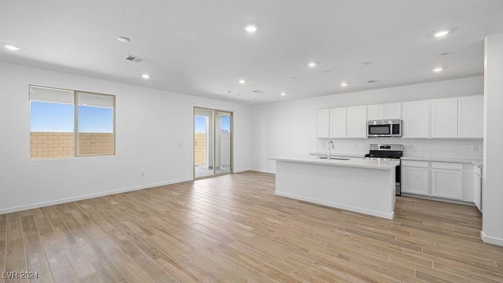 Henderson, NV 89015,651 N Water ST