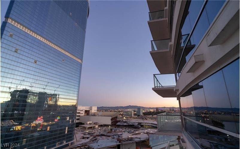 Las Vegas, NV 89109,2700 Las Vegas BLVD #1707