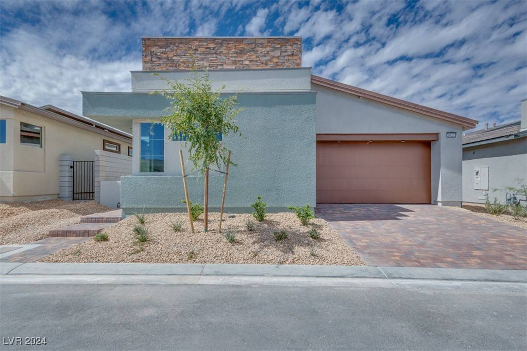 Las Vegas, NV 89166,9927 Evergreen Pine St ST