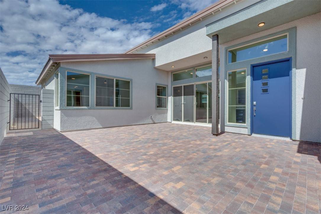 Las Vegas, NV 89166,9927 Evergreen Pine St ST