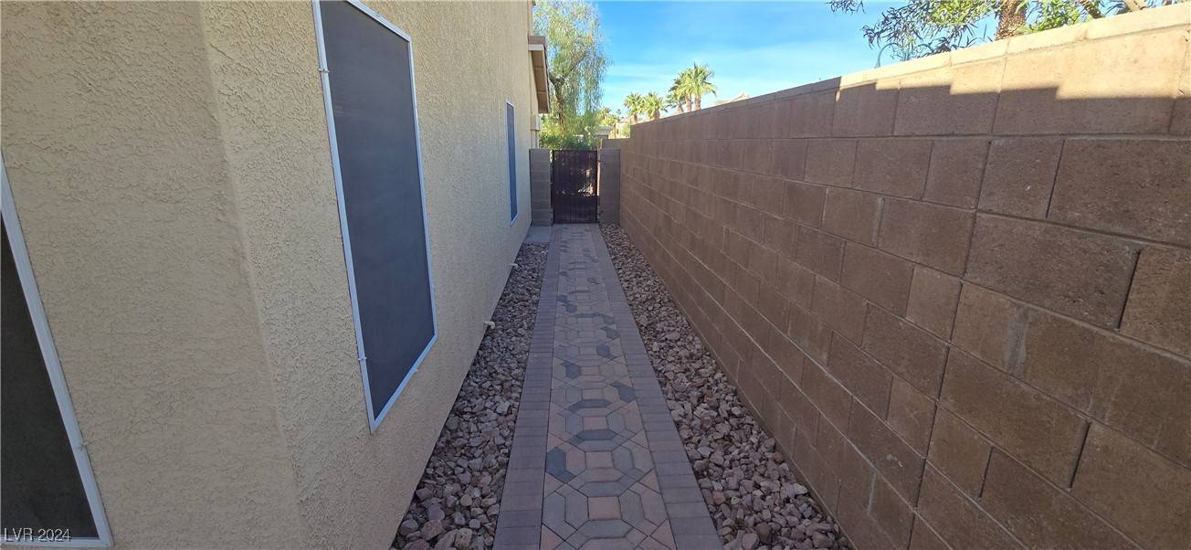 Las Vegas, NV 89141,10948 Carberry Hill ST