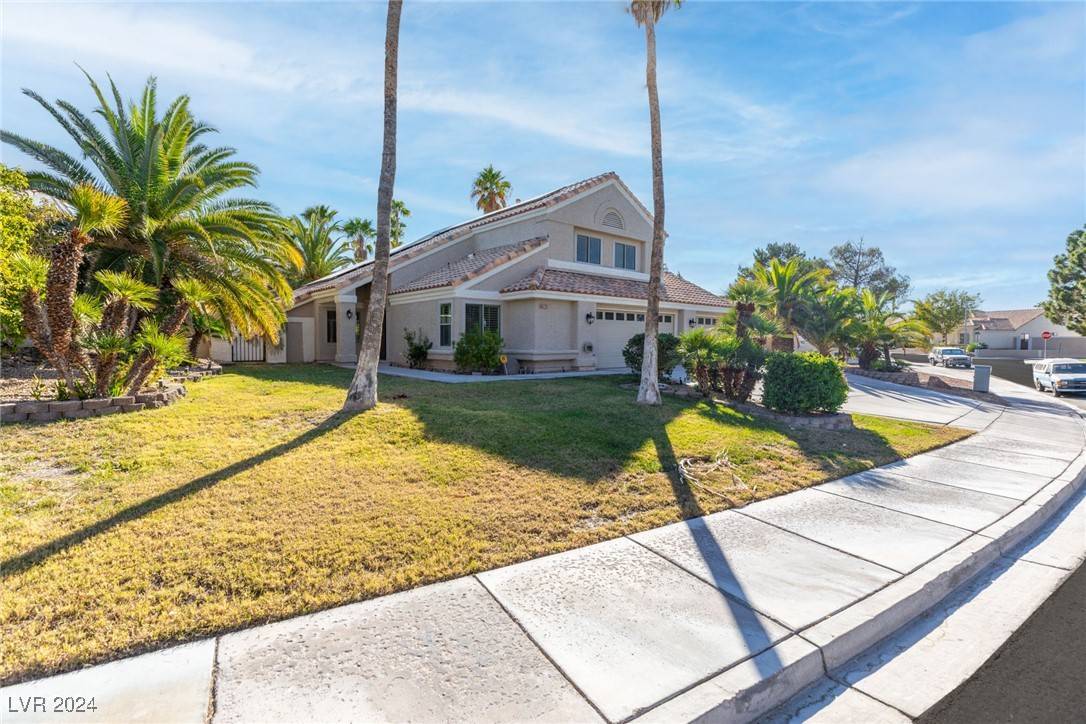 Henderson, NV 89074,356 Clark DR