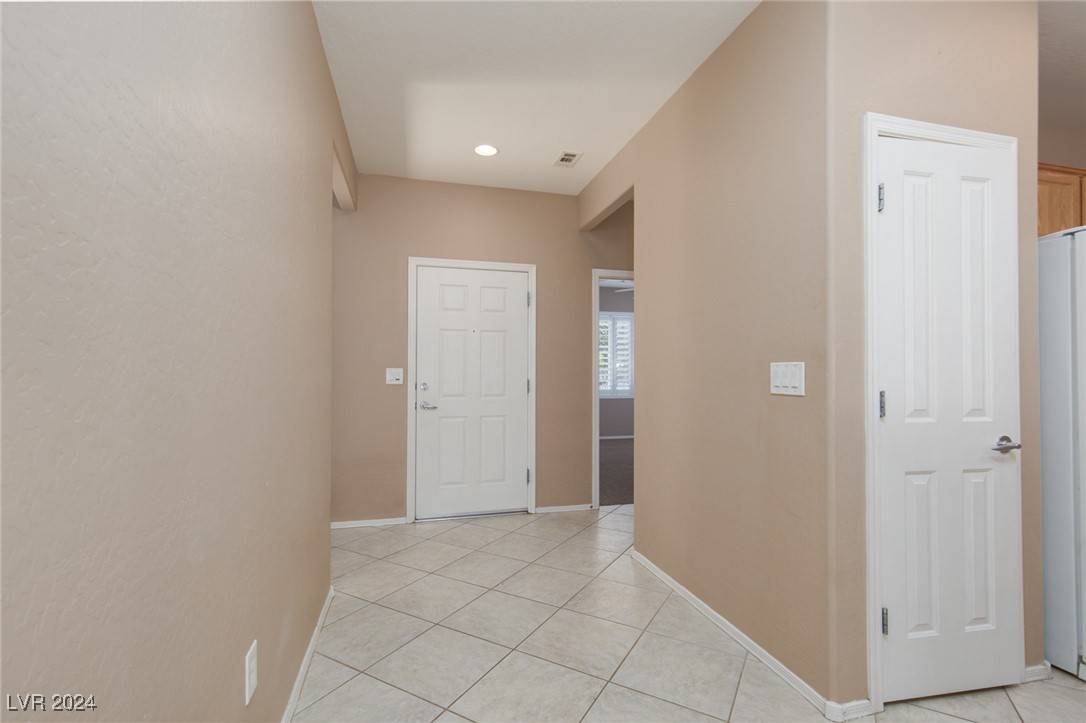 Henderson, NV 89044,2516 Cosmic Dust ST