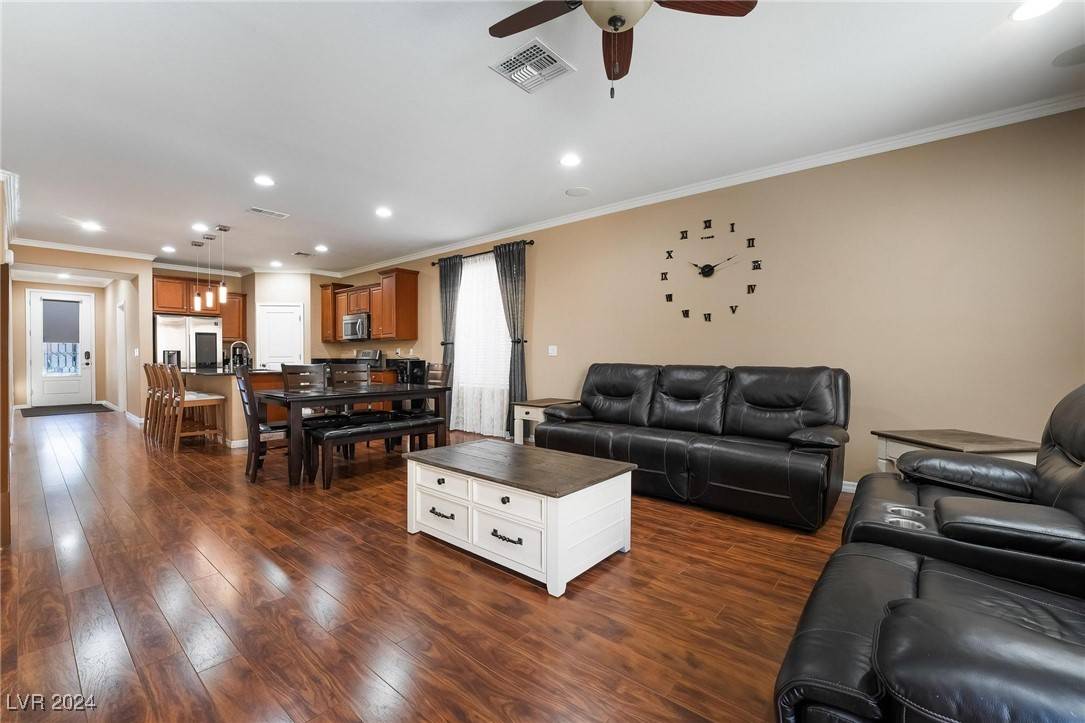 Las Vegas, NV 89179,11009 Prairie Grove RD