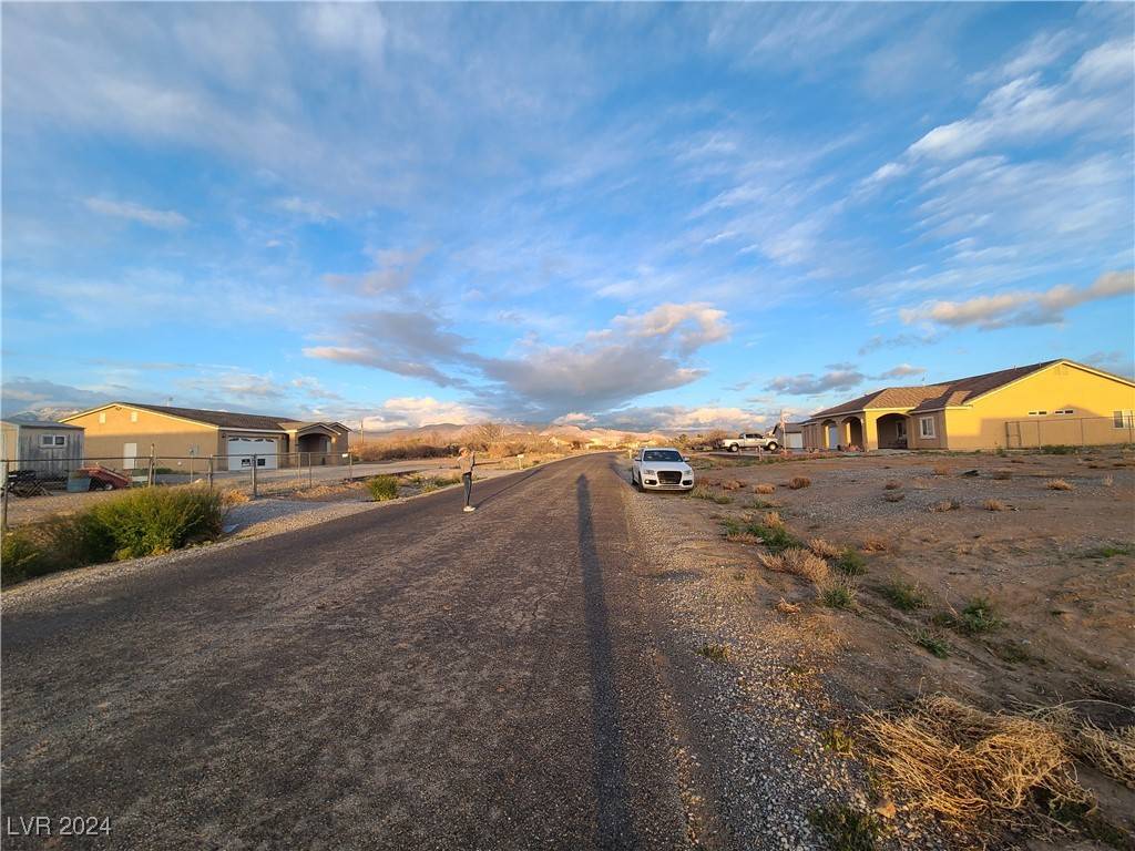 Pahrump, NV 89048,441 Arapahoe ST