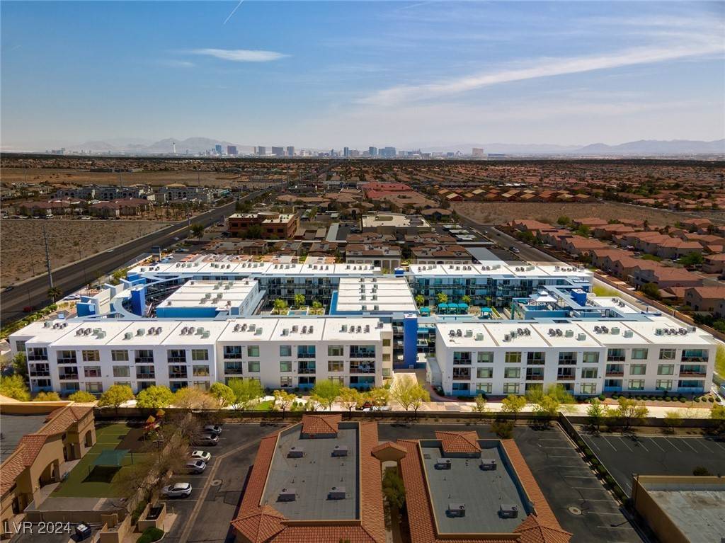 Las Vegas, NV 89147,8925 W Flamingo RD #221