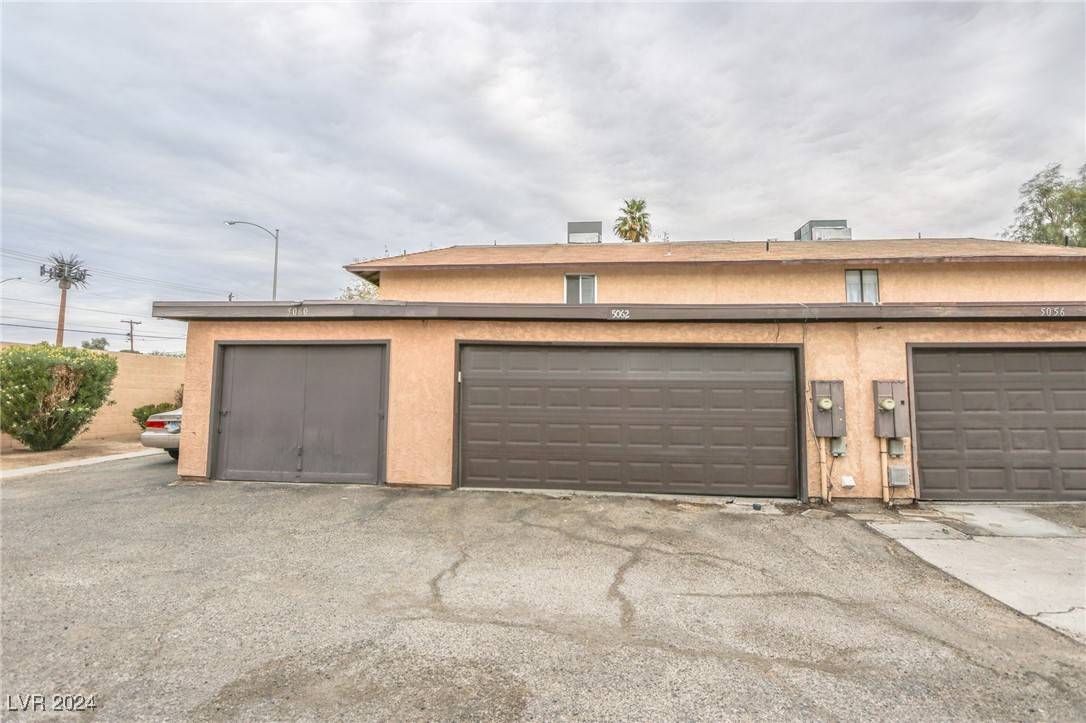 Las Vegas, NV 89142,5062 Village DR