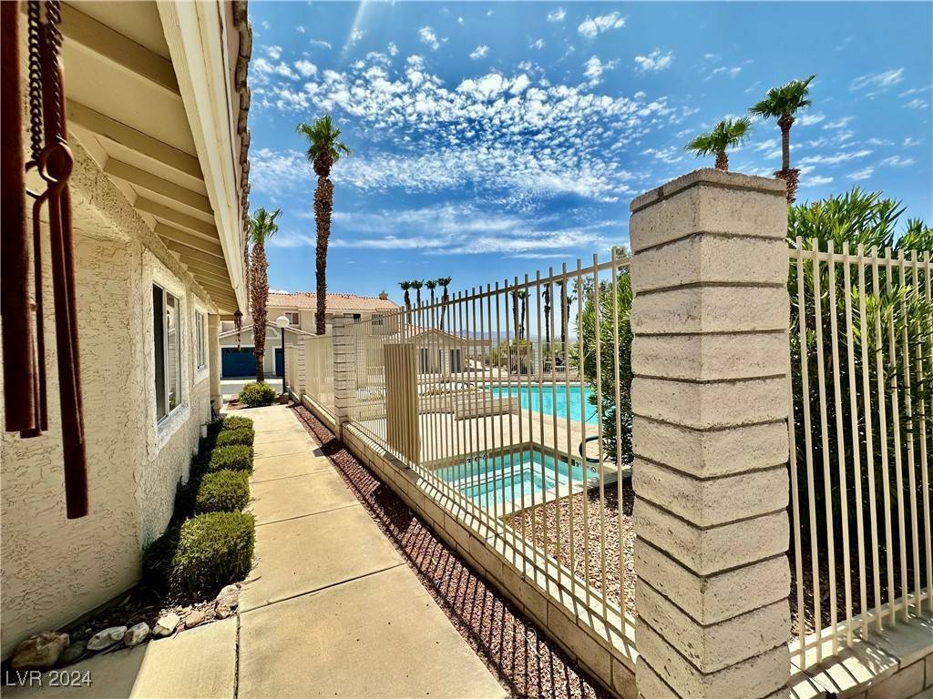 Laughlin, NV 89029,2153 Camel Mesa DR