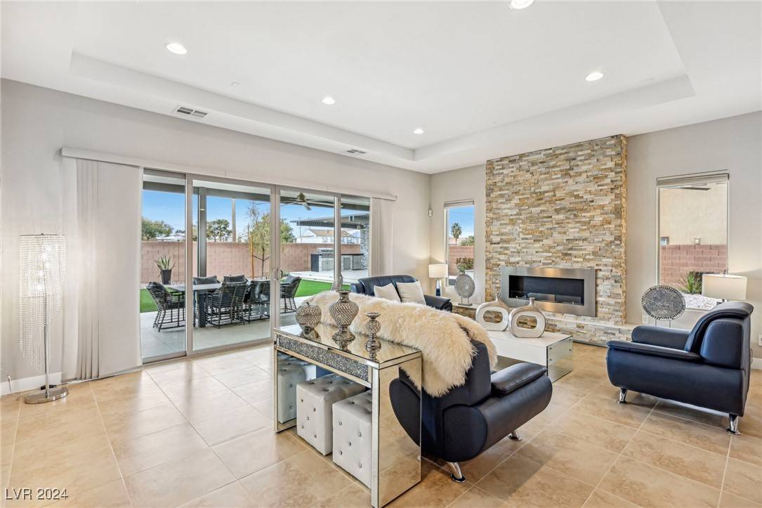 Las Vegas, NV 89118,3978 Jacob Lake CIR