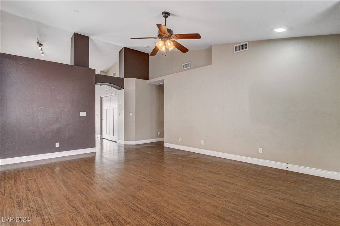 Las Vegas, NV 89130,5217 Yellow Dawn CT