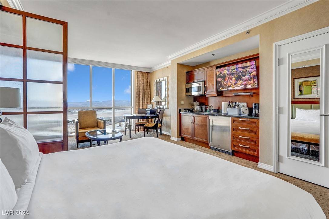 Las Vegas, NV 89109,145 E Harmon AVE #2504