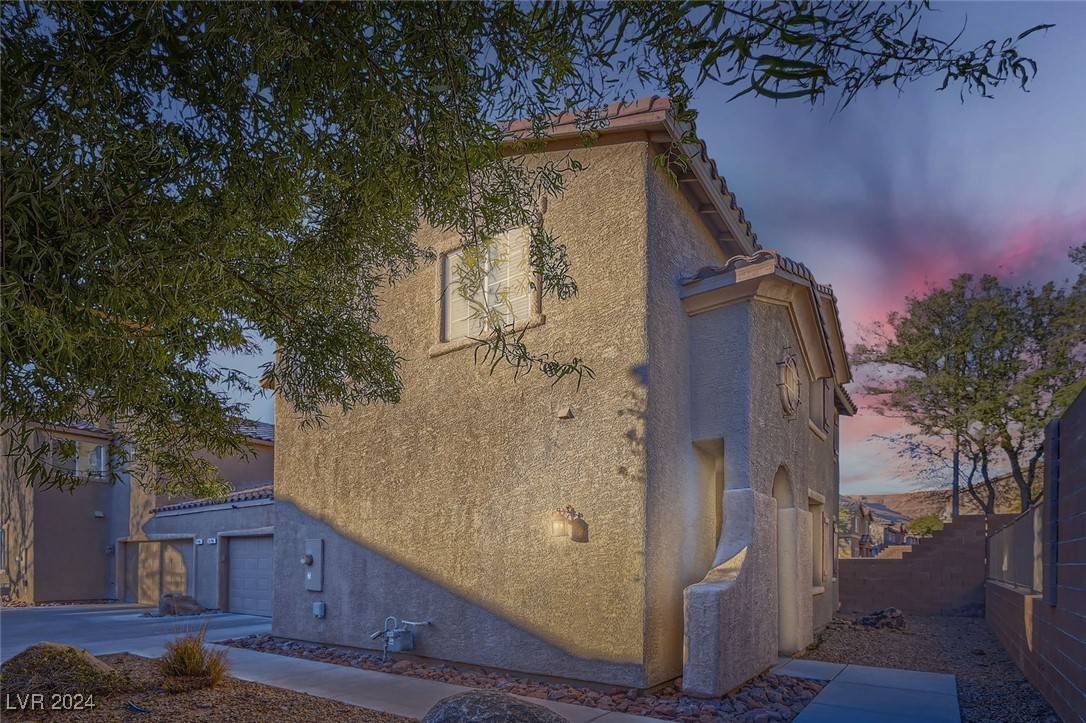 Las Vegas, NV 89148,9790 Overlook Ridge AVE