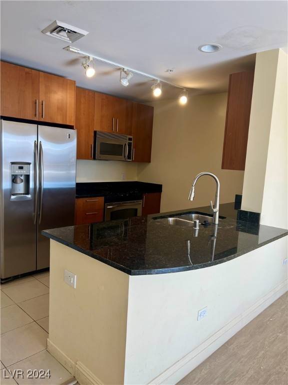 Las Vegas, NV 89102,200 W Sahara AVE #3207