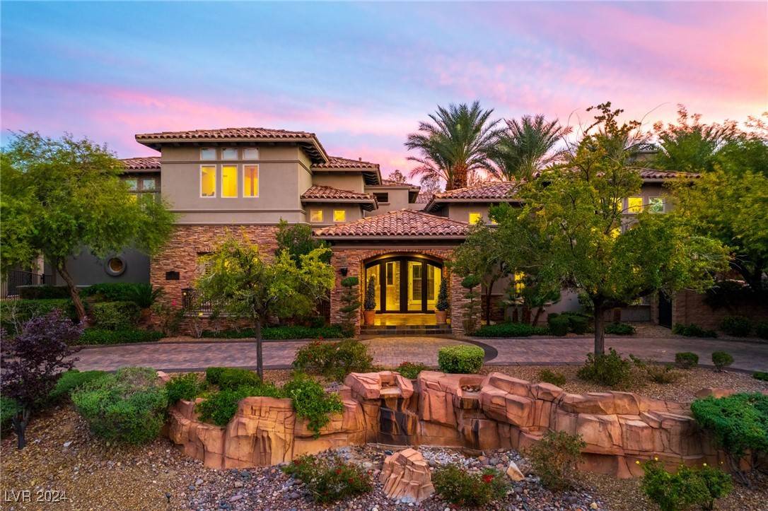 Las Vegas, NV 89141,5 Wood Creek CT