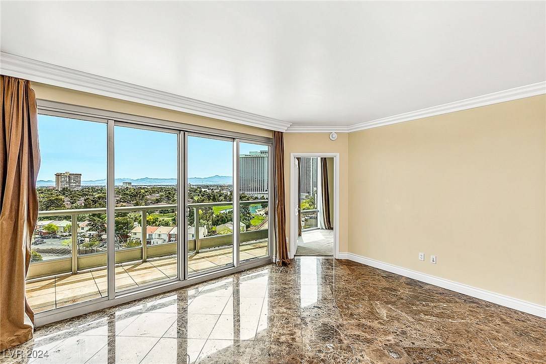 Las Vegas, NV 89109,322 Karen AVE #903