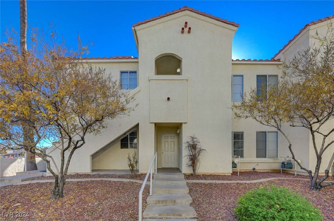Henderson, NV 89015,698 S Racetrack RD #1614