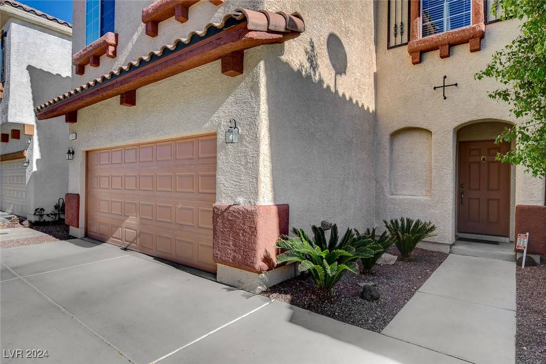 Las Vegas, NV 89141,3760 Lodina CT