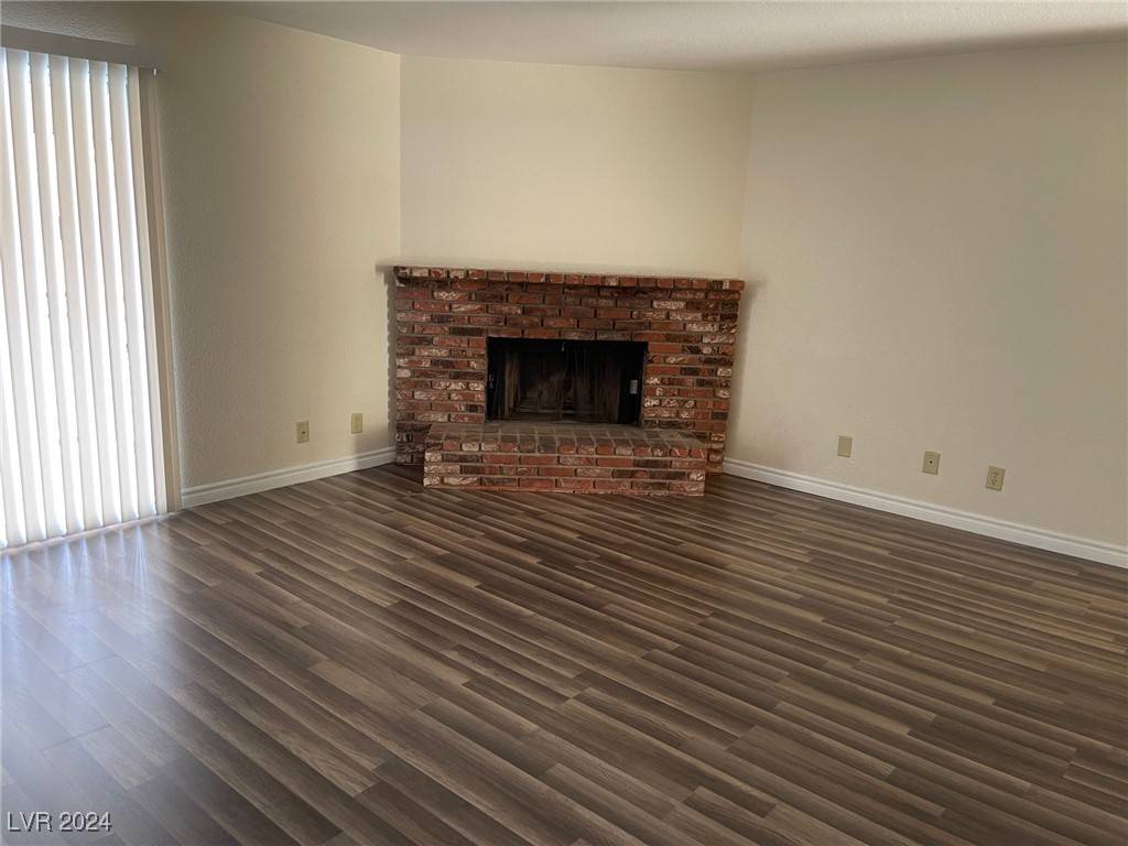 Las Vegas, NV 89103,5427 Indian River DR #418
