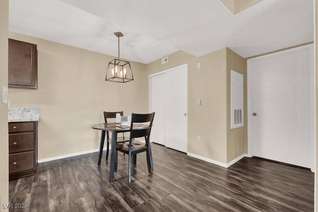 Henderson, NV 89052,950 Seven Hills DR #2413