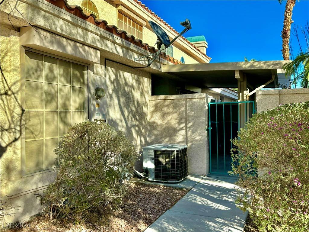 Las Vegas, NV 89145,1024 Sun Wood DR