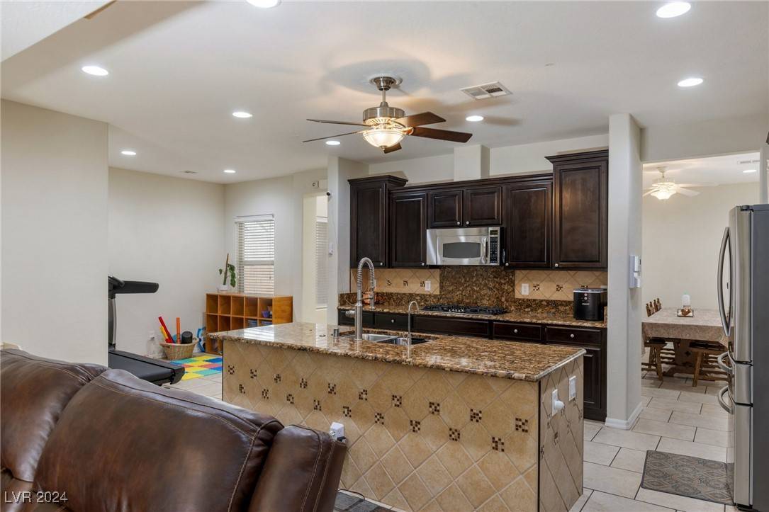Henderson, NV 89044,2113 Anserville AVE