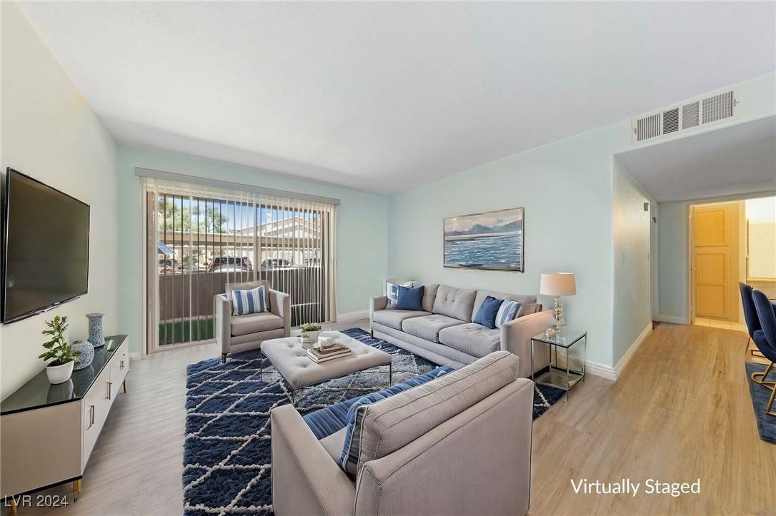 Las Vegas, NV 89120,3425 E Russell RD #131