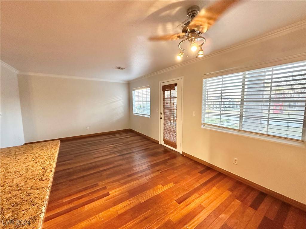 Las Vegas, NV 89106,2521 Sierra Luna AVE #106