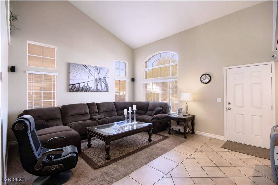 Las Vegas, NV 89129,8737 Autumn Valley AVE